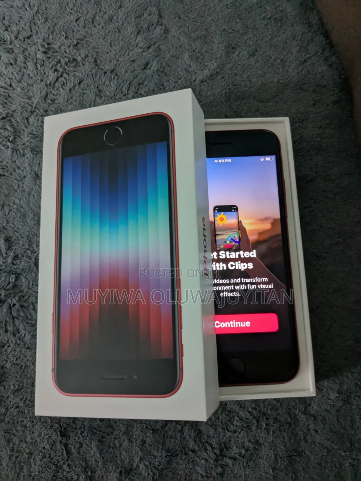 Apple iPhone SE 64 GB Red