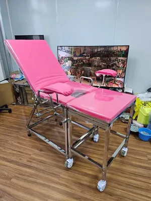 Delivery Bed 8 Leg Pinky /Obstetric Bed