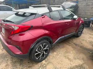 Toyota C-HR 2018 Red