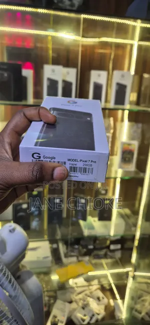 New Google Pixel 7 Pro 256 GB Black