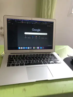 Laptop Apple MacBook Pro 2017 8GB Intel Core i5 SSD 128GB