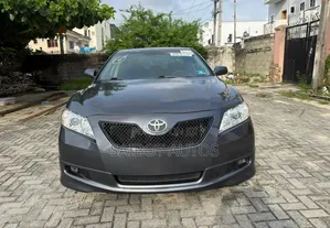 Toyota Camry SE 4dr Sedan (2.4L 4cyl 5A) 2008 Gray