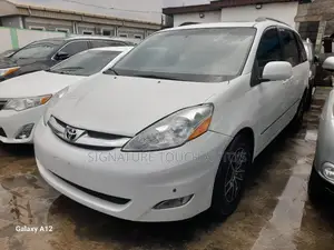 Toyota Sienna XLE Limited AWD 2006 White