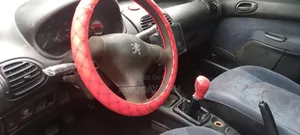 Peugeot 206 2006 Red