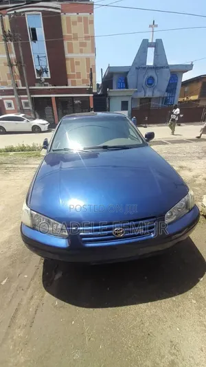 Toyota Camry Automatic 1999 Blue
