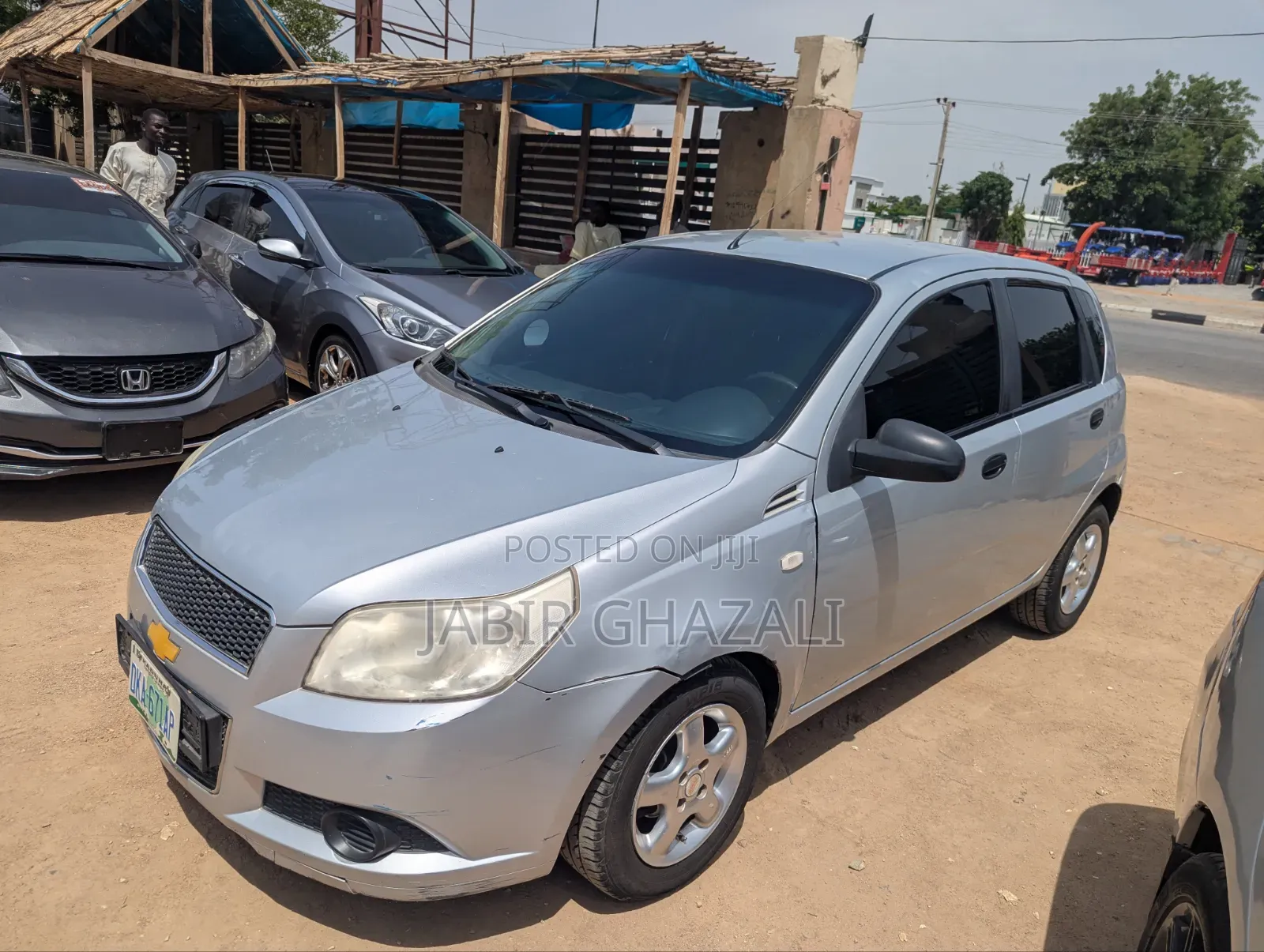 Chevrolet Aveo 2011 Silver
