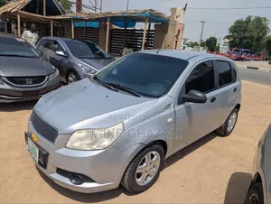 Chevrolet Aveo 2011 Silver