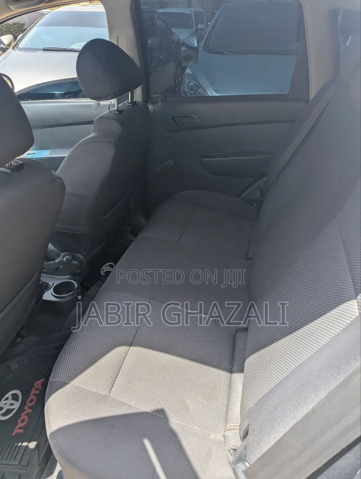Chevrolet Aveo 2011 Silver