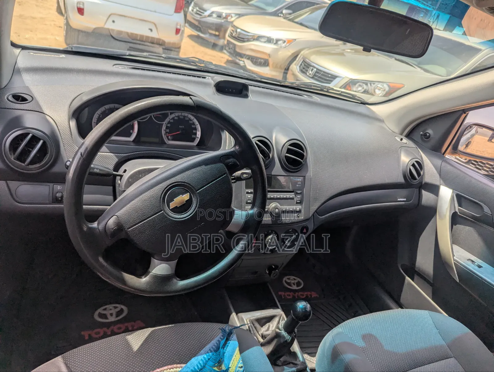 Chevrolet Aveo 2011 Silver
