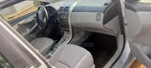 Toyota Corolla 2011 Silver