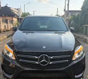 Mercedes-Benz GLE-Class 2016 Black