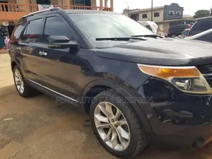 Ford Explorer 2013 Brown