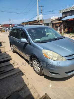 Toyota Sienna LE 4WD 2007 Blue