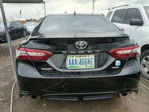 Toyota Camry 2018 Black