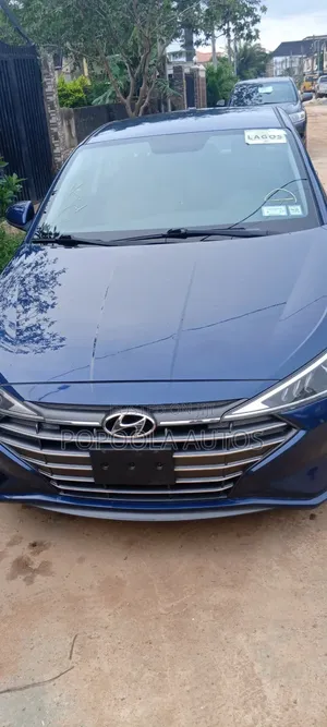 Hyundai Elantra 2019 Blue