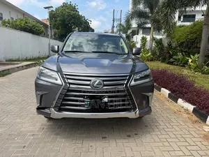 Lexus LX 2016 Gray
