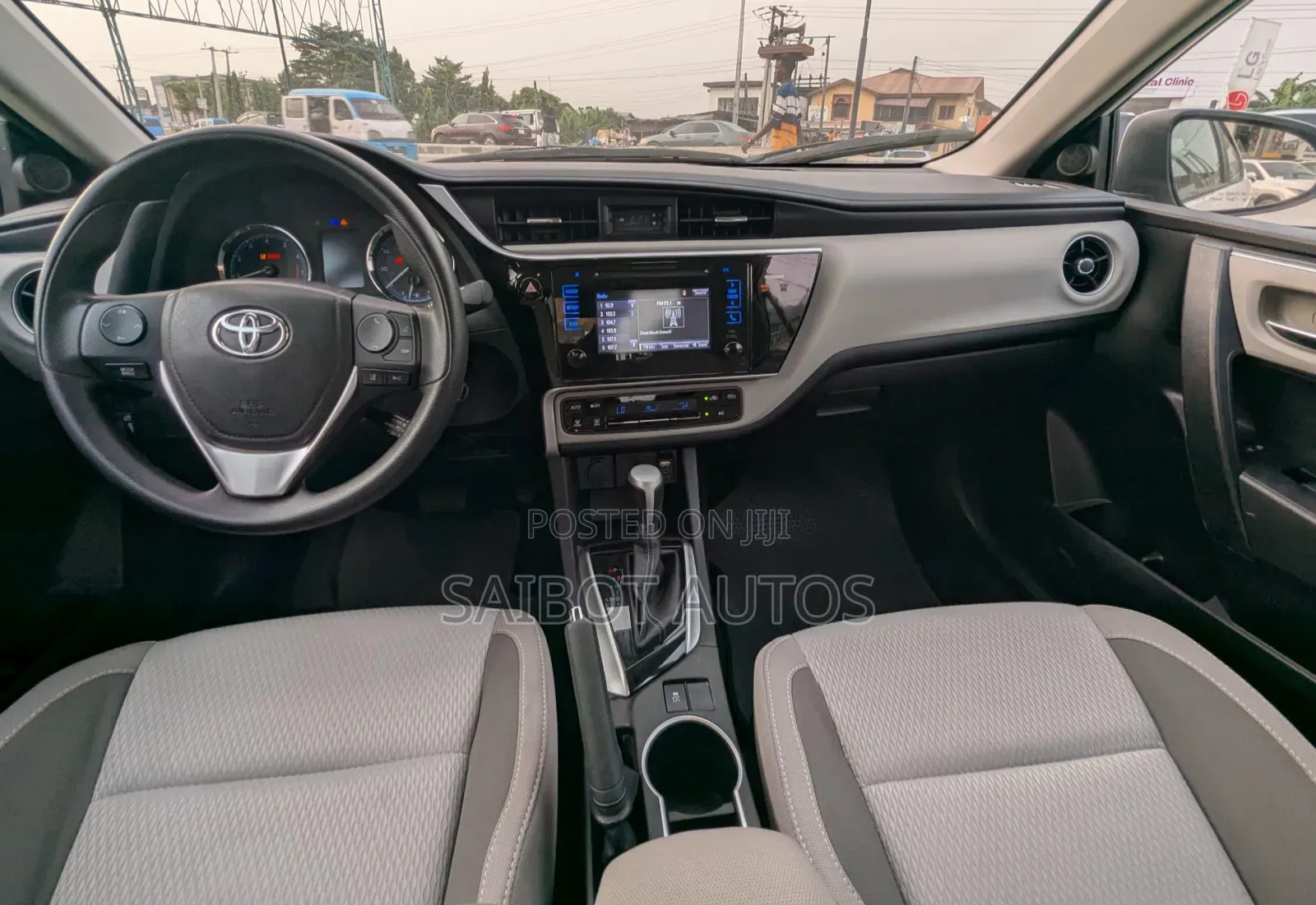Toyota Corolla 2017 White