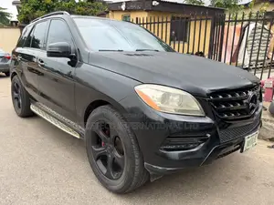 Mercedes-Benz M Class 2015 Black