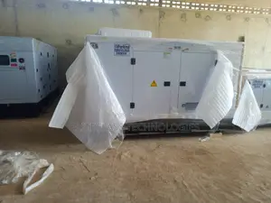 Soundproof Perkins Diesel Power Generator 200kva