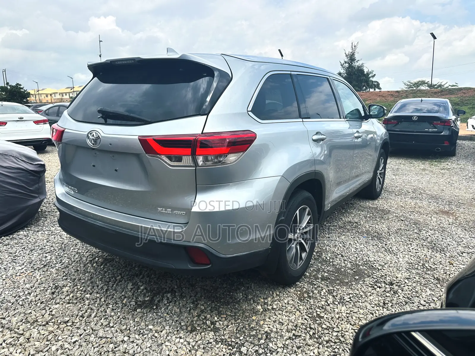 Toyota Highlander XLE 2019 Silver