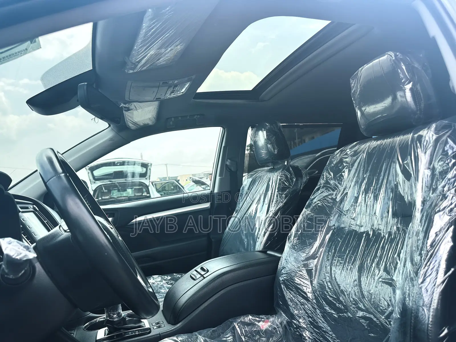 Toyota Highlander XLE 2019 Silver