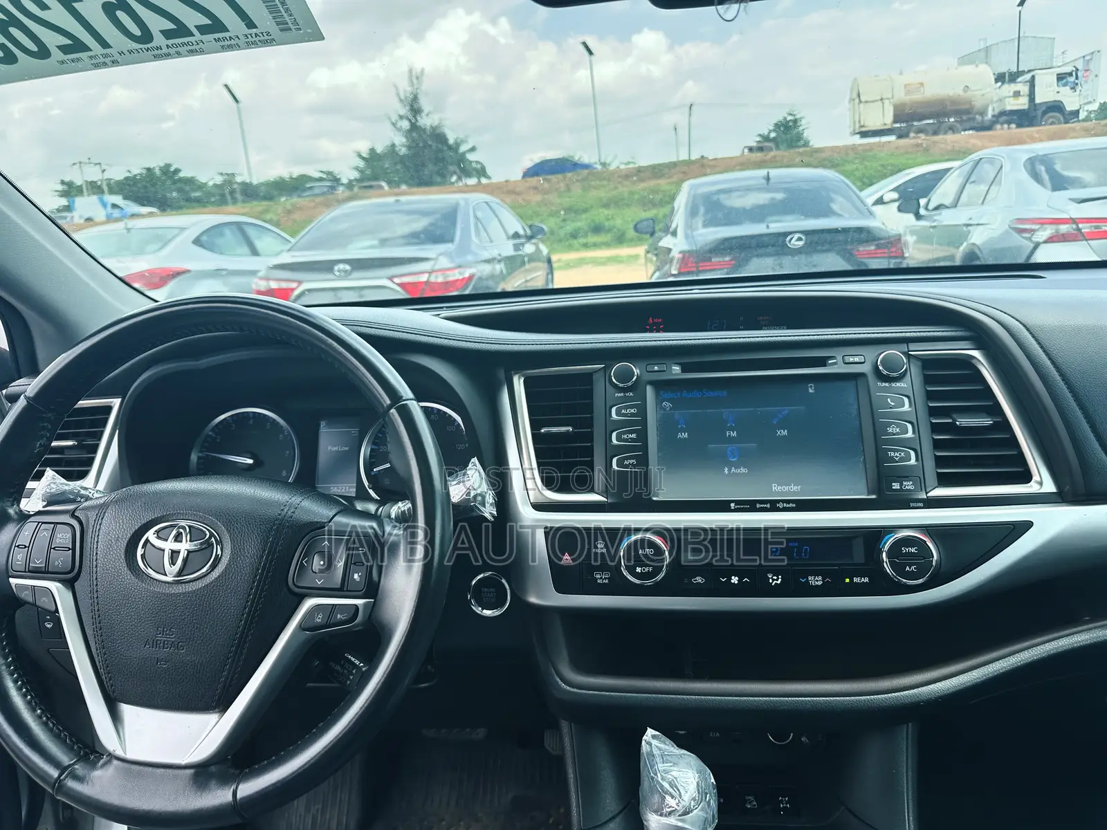 Toyota Highlander XLE 2019 Silver