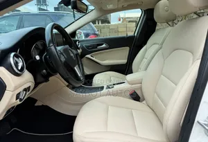 Mercedes-Benz GLA 250 2015 White