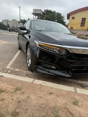 Honda Accord EX-L (2.0L 4cyl Turbo 10A) 2019 Black