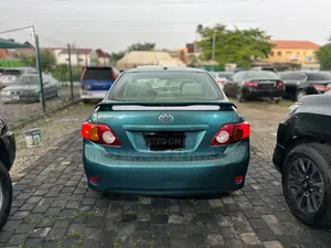 Toyota Corolla 2009 Green