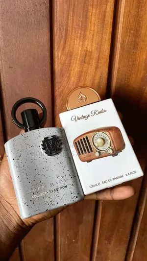 Supremacy Collector's Edition X Vintage Radio