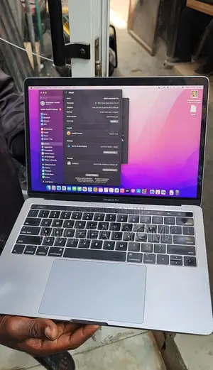 Laptop Apple MacBook Pro 2019 16GB Intel Core i5 SSD 512GB