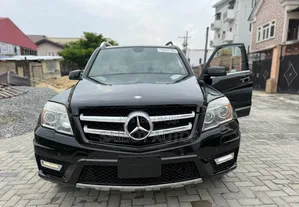 Mercedes-Benz GLK-Class 2012 Black