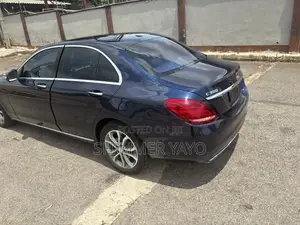 Mercedes-Benz C300 Luxury 4Matic Sedan AWD (2.0L 4cyl 7A) 2016 Blue
