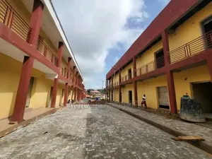 Shops for Sale at Alesiloye Market Ibadan
