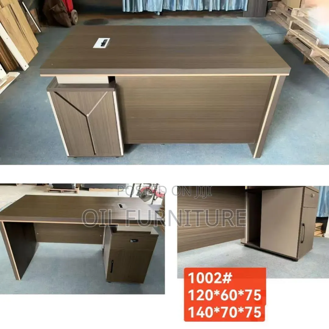 ​Modern Executive Office Desk (Model 1002#) – Available in 1.4meter