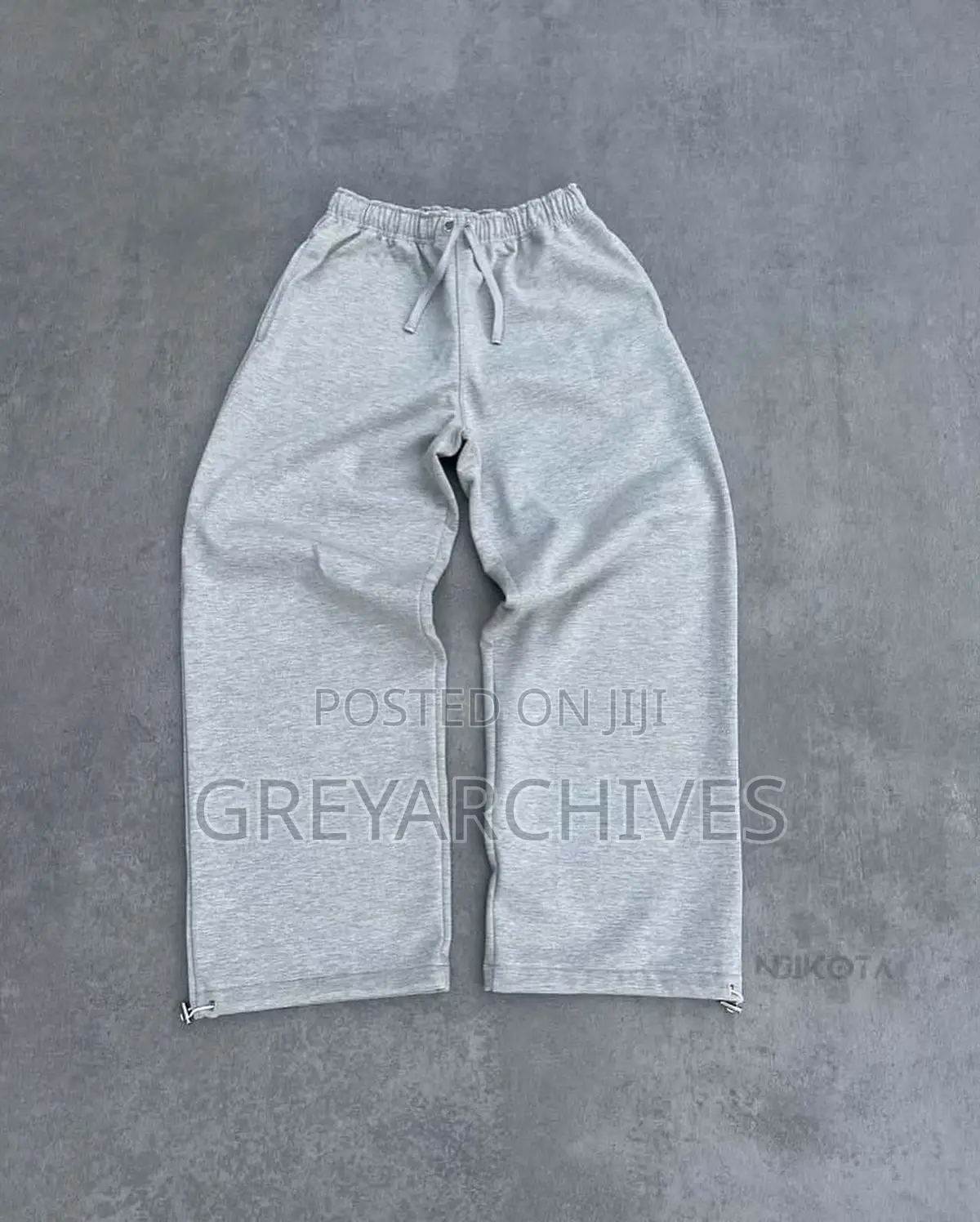 Sweatpants/Sweatshorts