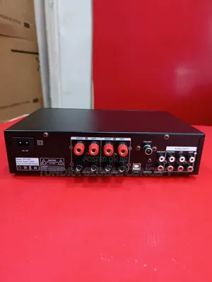 Tundra Stereo Tabletop Amplifier KTV-200