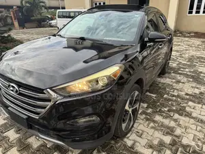 Hyundai Tucson Limited AWD 2016 Black