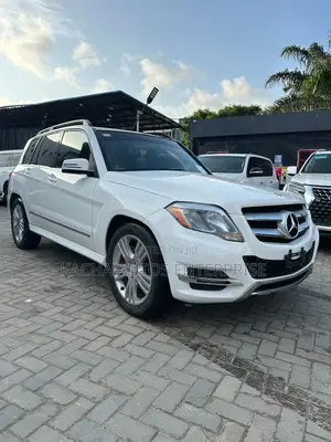Mercedes-Benz GLK-Class 350 4MATIC 2014 White