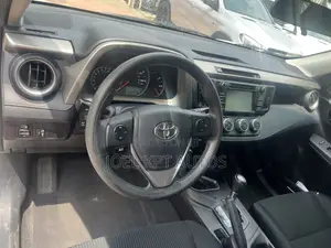 Toyota RAV4 2016 White