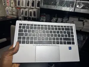 Laptop HP EliteBook 1040 G8 32GB Intel Core i7 SSD 512GB