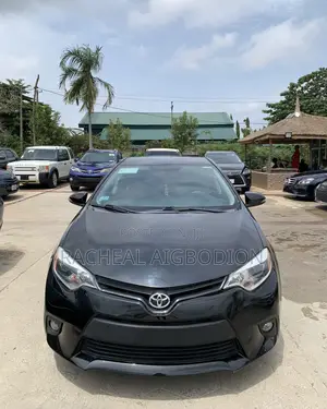 Toyota Corolla 2015 Black