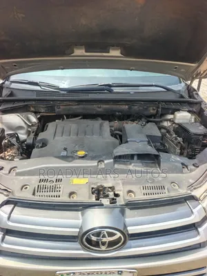 Toyota Highlander 2014 Gold