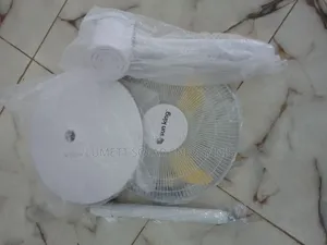 Sunking Solar Comfort Pedestal Fan