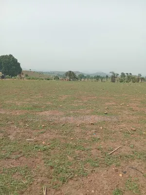 Land in Apo