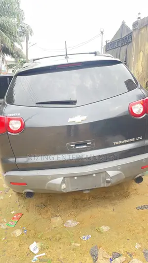 Chevrolet Traverse LTZ 2012 Black