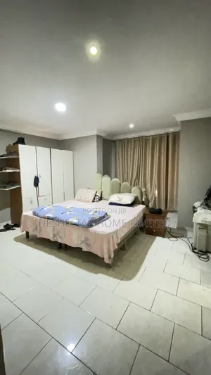 Studio Apartment in Southern View Estate, Chevron for rent