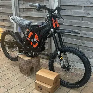 Yamaha Crux 2026 Gray