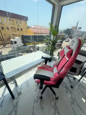 Electric Adjustable Desk 140cm X 60cm With Office Chair