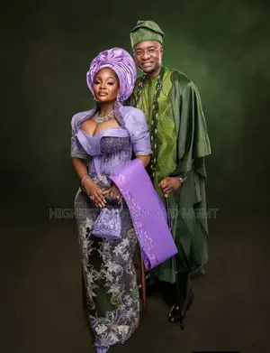 Luxury Lilac Green Traditional Engagement Set